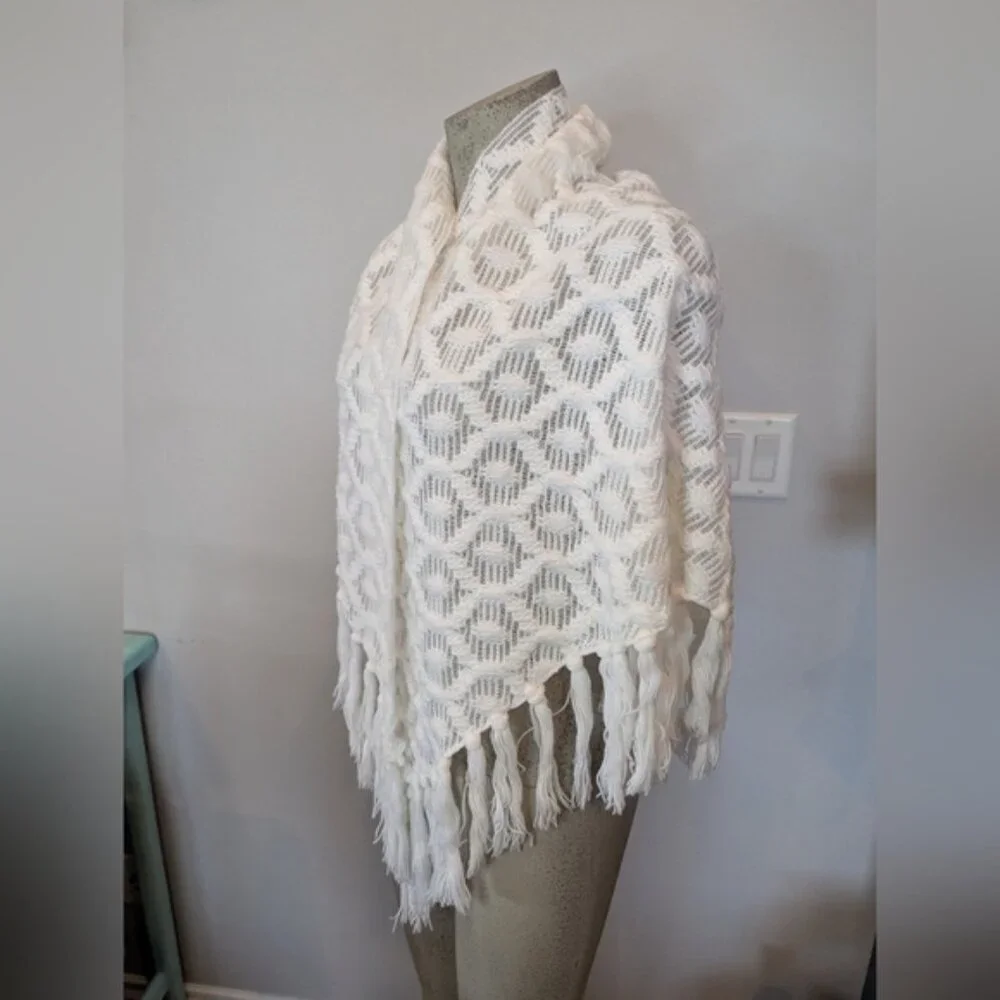 Vintage 60s Mid Century Bohemian White Fringe Shawl Made In Japan